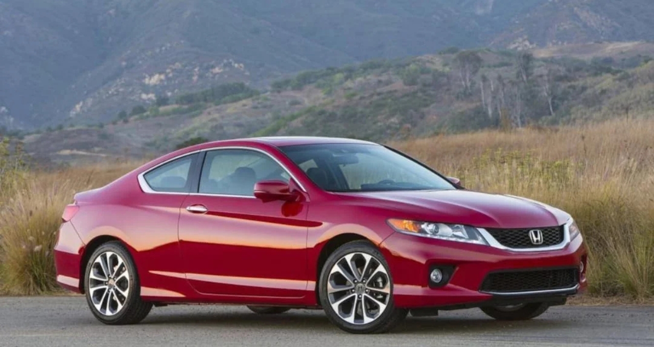 नई Honda Accord Hybrid: लग्ज़री और दमदार परफॉर्मेंस का परफेक्ट मेल