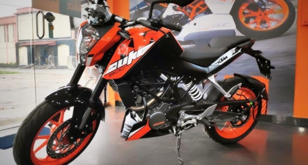 नए साल पर धमाल मचाने आई KTM Duke 200, कम कीमत और शानदार लुक के साथ बनाएं अपनी पहली पसंद