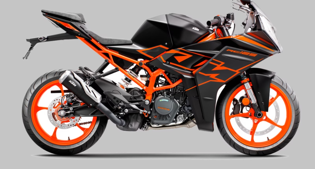 ₹2 लाख के बजट में सबसे बेहतरीन स्पोर्ट्स बाइक्स: Yamaha R15 V4 से KTM RC 125 तक
