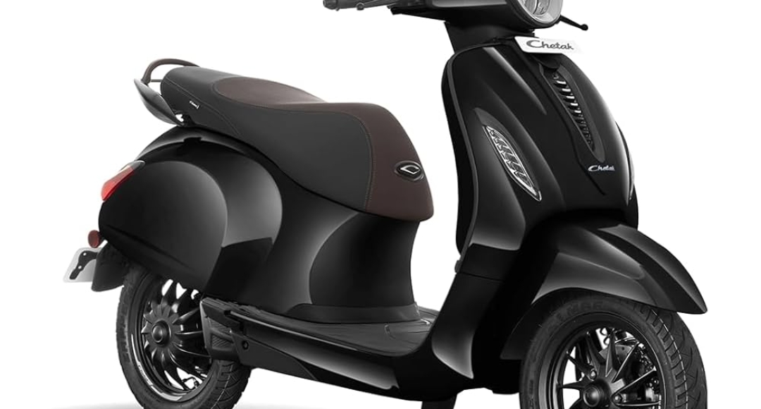 Bajaj Chetak EV 2024: शहर की लड़कियों का नया साथी, 150 किमी रेंज और दमदार फीचर्स के साथ