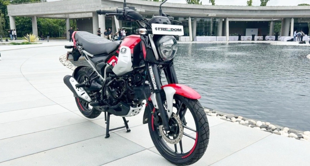 286km का खतरनाक माइलेज और बेहतरीन फीचर्स के साथ सस्ते दाम में लॉन्च हुई Bajaj CNG Freedom बाइक