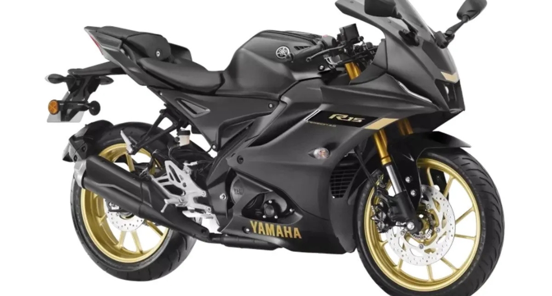 Yamaha R15 BS6: शानदार माइलेज और दमदार फीचर्स के साथ, जानें कीमत और खासियत