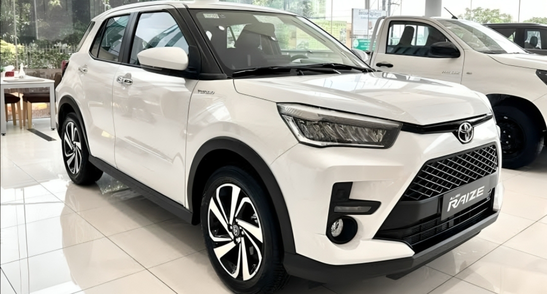 दमदार अंदाज में सबको मदहोश करने आ रही नई एडिशन Toyota Raize 2025