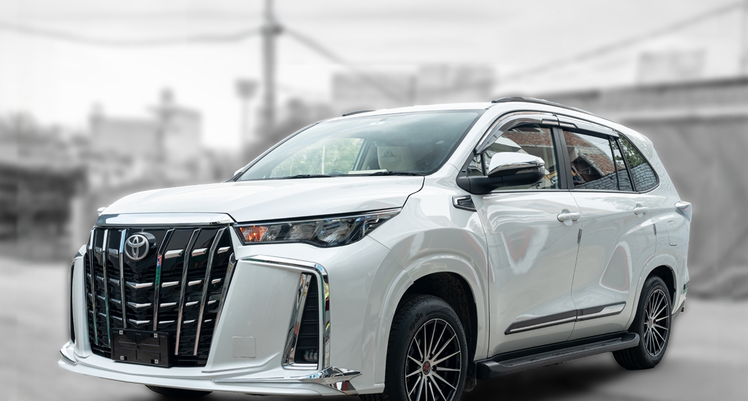 Toyota Innova: परफॉर्मेंस और लग्जरी का परफेक्ट कॉम्बिनेशन