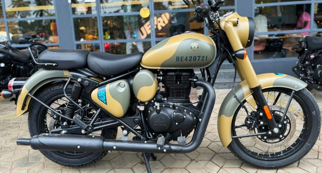 New Royal Enfield Classic 350 लॉन्च: दमदार इंजन और मॉडर्न फीचर्स के साथ आई जबरदस्त बाइक