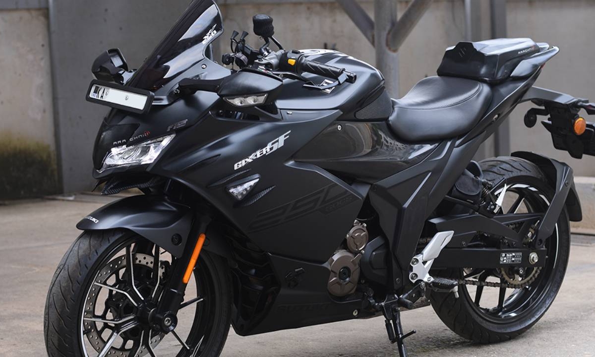 दमदार लुक और पावरफुल इंजन के साथ आई Suzuki Gixxer SF 250
