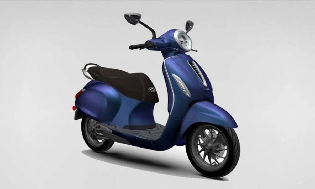 सिर्फ ₹13,000 की डाउन पेमेंट पर लाएं घर Bajaj Chetak 3202 इलेक्ट्रिक स्कूटर