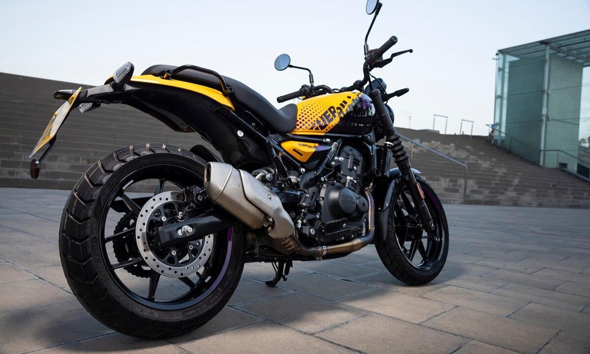 450cc के दमदार इंजन के साथ लॉन्च हुई Royal Enfield Guerrilla 450, जानें कीमत और फीचर्स