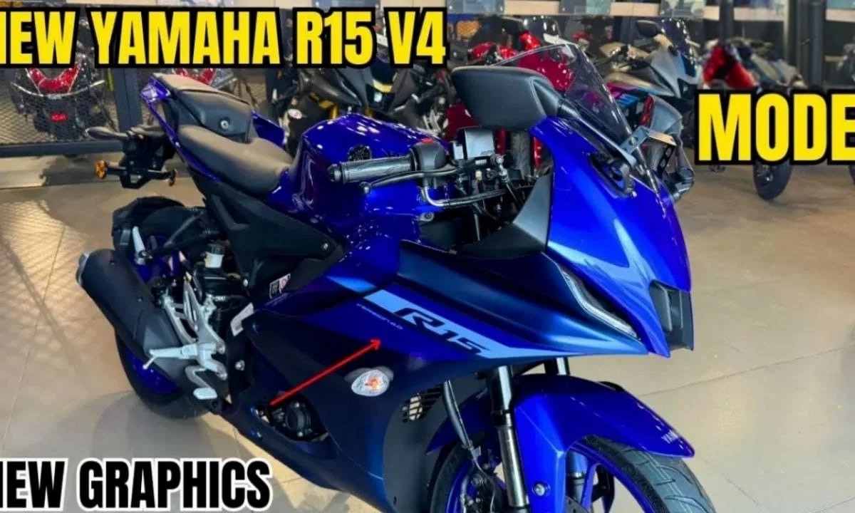 Yamaha R15 V4 स्पोर्टी लुक और पावरफुल इंजन के साथ खरीदी ये बेहतरीन बाइक