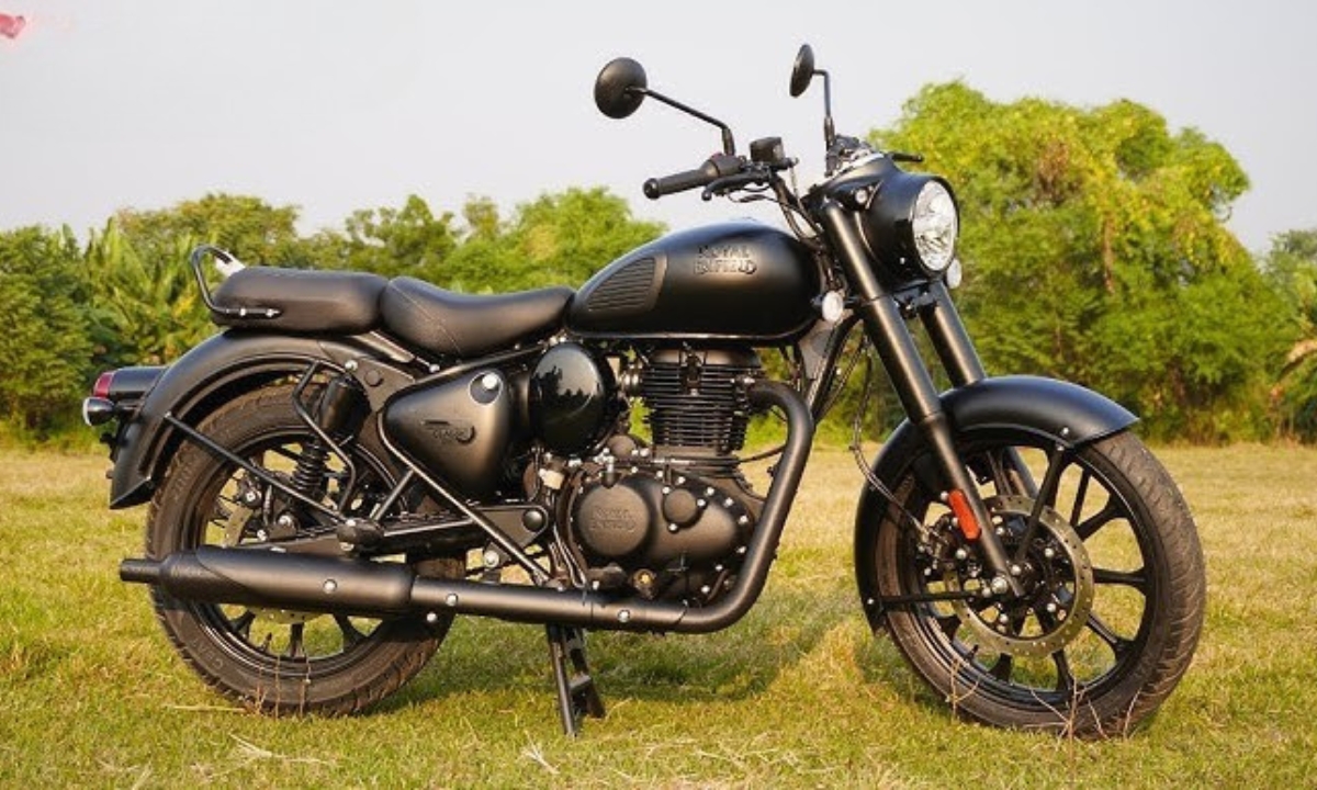 जब भी कोई क्लासिक और दमदार बाइक की बात होती है, तो Royal Enfield Classic 350 का नाम सबसे पहले आता है।
