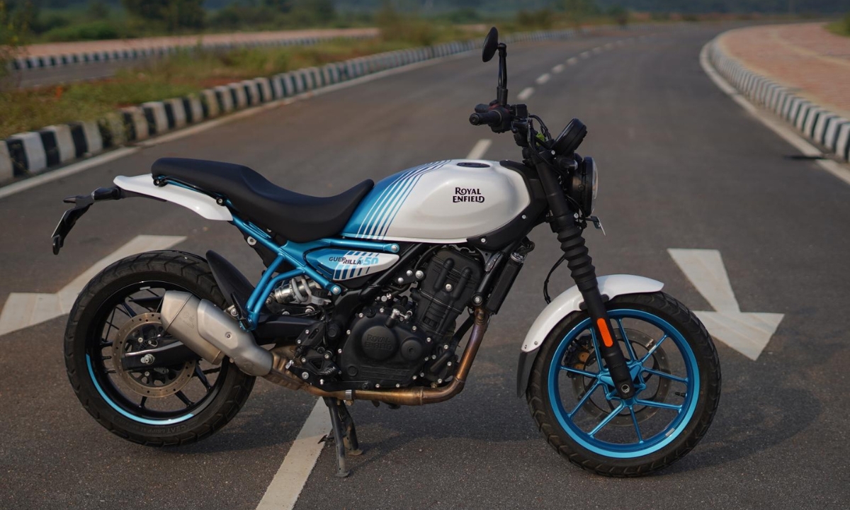 Royal Enfield Guerrilla 450 दमदार लुक और खतरनाक परफॉर्मेंस वाली बाइक