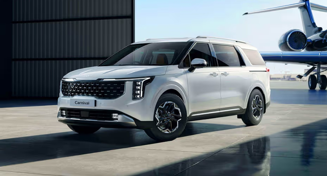 Kia Carnival, एक शाही सवारी का असली एहसास